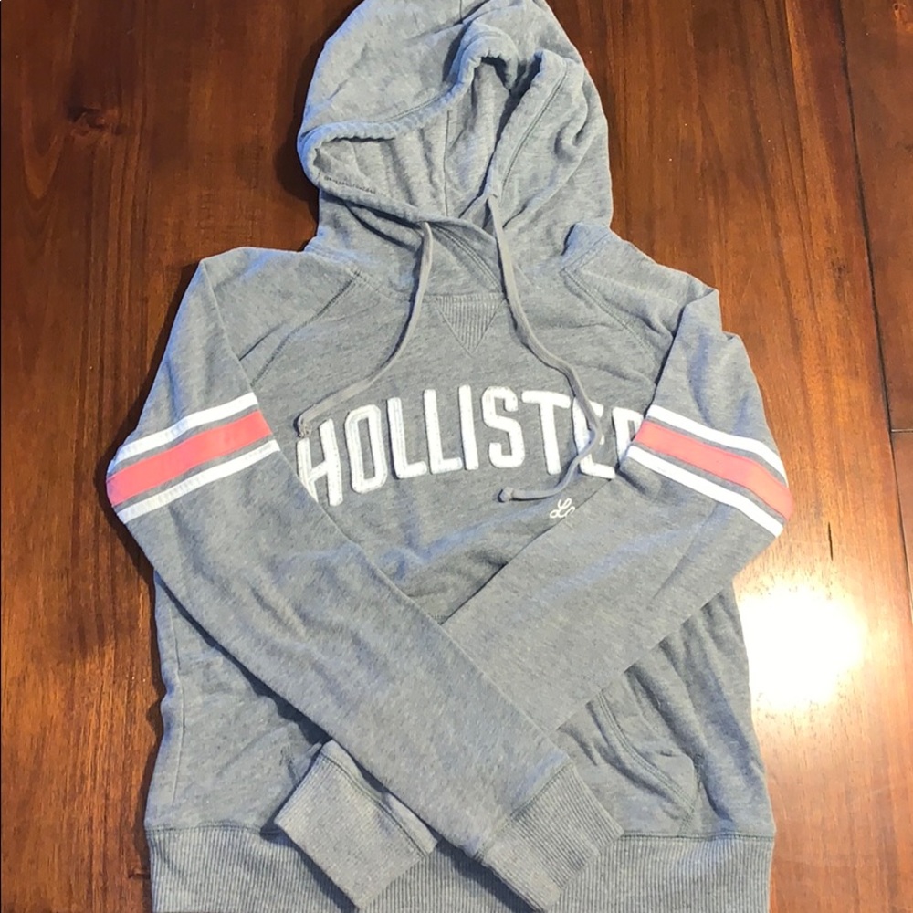 Hollister sweatshirt